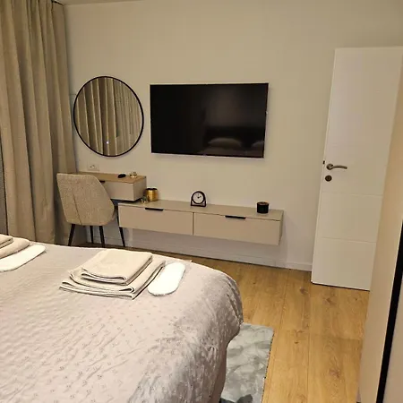 Ena Apartment