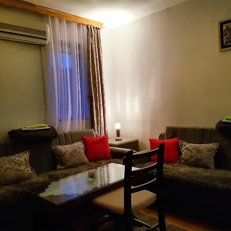 Apartman Ena *