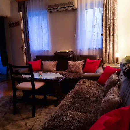 Apartman Ena Apartament *