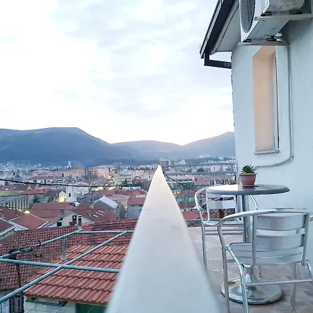 Apartament Apartman Ena